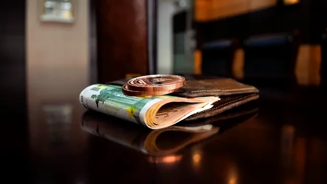 Unde trebuie să ții banii în geantă pentru a atrage bogăția. Secretul abundenței, dezvăluit de specialiștii Feng Shui