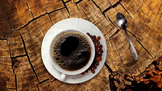 Ce să nu faci niciodată când prepari cafeaua. Greșeala majoră care îi strică gustul