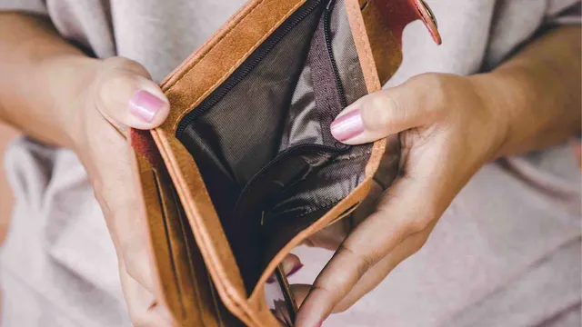 5 greșeli care alungă banii din viața ta. Ce nu trebuie să mai faci, trucuri simple pentru a atrage abundența