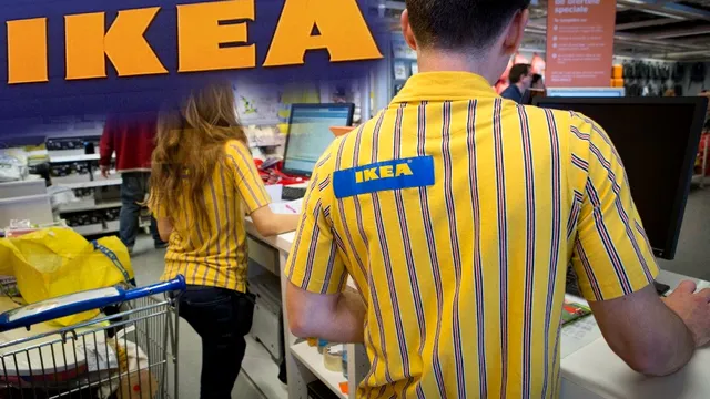 Codurile secrete pe care le folosesc angajații de la Ikea. Ce mesaje ascunse folosesc fără să-și dea seama clienții
