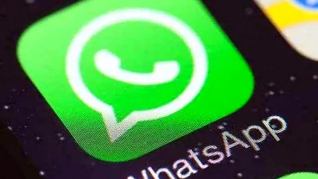 Semnul care arată că cineva ți-a accesat telefonul pentru a-ți citi mesajele de pe WhatsApp. Detaliul la care e bine să fii atent