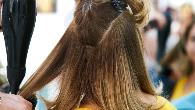 5 modele balayage pentru brunete care întineresc. Aceste tendințe vor face furori în 2023
