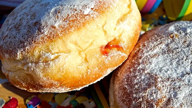 Ingredientul pe care să-l pui în aluat pentru a obține gogoși pufoase. Ies incredibil de bune așa, ăsta e de fapt secretul