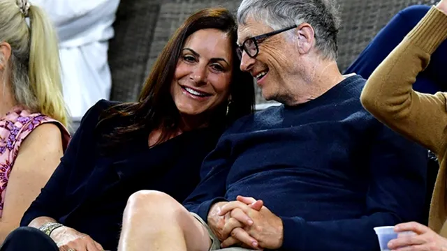 Cine este noua iubită a lui Bill Gates. Detaliul interesant care s-a aflat despre Paula Hurd, femeia care i-a cucerit inima miliardarului