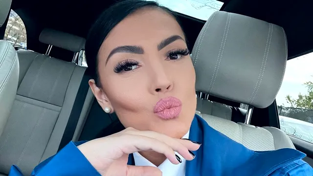 Cum arată Andreea Mantea complet nemachiată: Vedeta a scăpat de acnee: „Tenul meu nu a arătat de foarte mult timp atât de bine”
