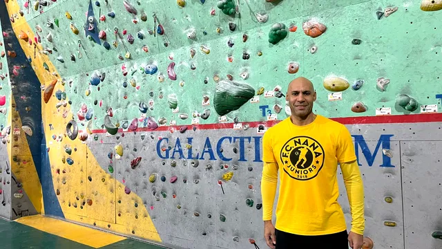 Cu ce se ocupă Nana Falemi după ce s-a retras din fotbal. Are propria lui afacere VIDEO EXCLUSIV