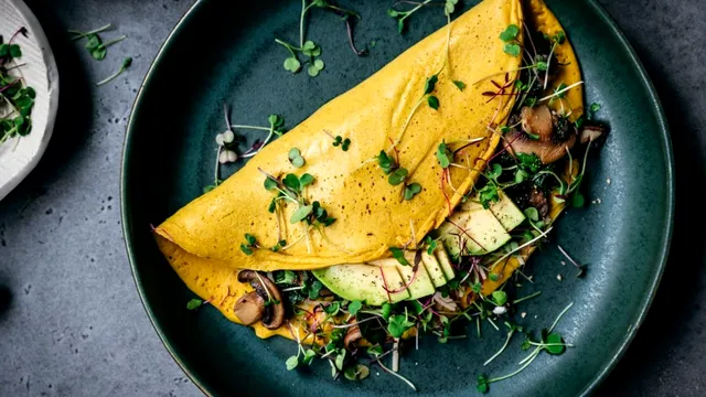 Secretul pentru cea mai gustoasă omletă de post. Ingredientul banal cu care poți înlocui ouăle. Iese senzațională