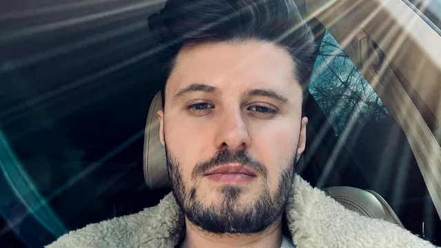 Florian Rus, cântăreț și compozitor, despre drumul lui în industria muzicală: “Talentul nu are treabă cu succesul” EXCLUSIV