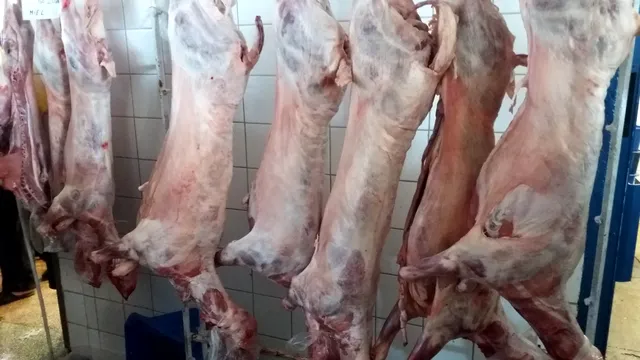 Cât costă carnea de miel, în 2023, de Paște. Suma pe care românii vor fi nevoiți să o scoată din buzunare