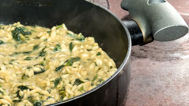 Secretul celui mai gustos pilaf de post. Ingredientul secret pe care să-l adaugi. Nu te poți sătura. Are un gust special