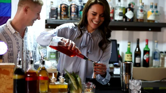 Băutura care a cucerit-o pe Kate Middleton. Nu o refuză la nicio petrecere, e preferata ei