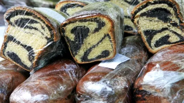 Din ce sunt făcuți de fapt cozonacii vânduți în supermarketuri. De asta au un preț mai mic