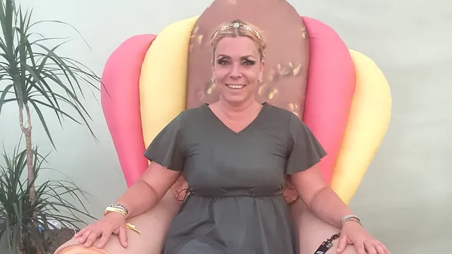 Din ce bani trăiește Dana Marijuana, la 43 de ani: “Încerc să trec de la o lună la alta”. Artista mărturisește că îi e foarte greu să-și plătească facturile