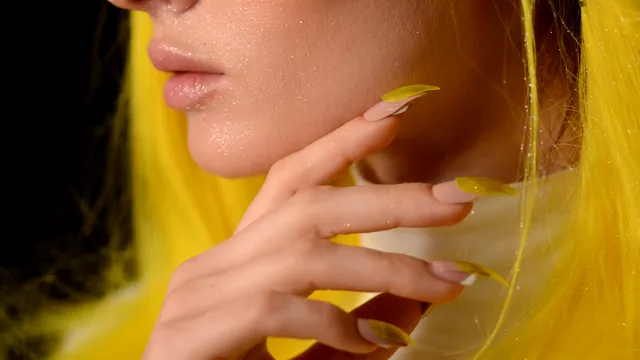 Cum să ai unghii lungi, puternice, care nu se rup. Cel mai bun truc pentru a le face să crească rapid