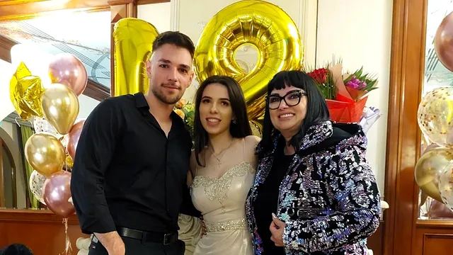 Ce a învățat-o Ozana Barabancea pe fiica ei despre viață și frumusețe. Așa se deosebește Gloria de alte fete de vârsta ei VIDEO EXCLUSIV