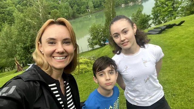 Interviu la dublu cu Oana Ioniță și fiica ei. Este prima apariție publică după anunțul divorțului. Cum s-a schimbat relația lor acum VIDEO EXCLUSIV