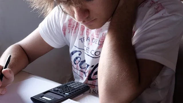 Reguli Evaluarea Națională 2023. Ce nu au voie să facă elevii în sala de examen