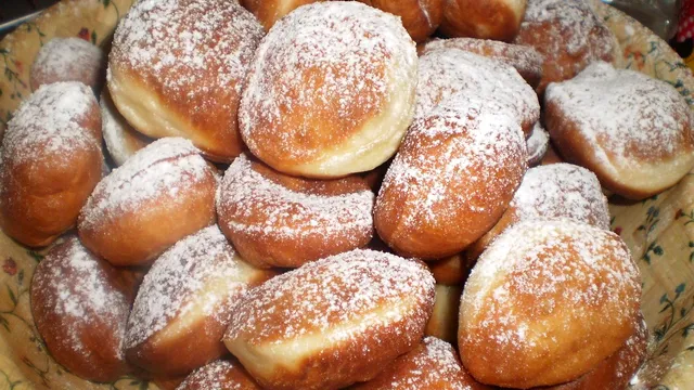Ingredientul special de pus în aluatul gogoșilor. Trucul bunicilor pentru a ieși pufoase, rețeta e un deliciu