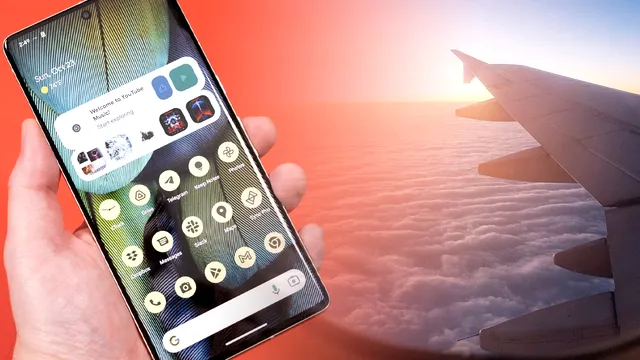 Adevăratul motiv pentru care telefonul trebuie setat pe modul avion în timpul zborului. Un expert a dezvăluit: “Nu asta e problema”