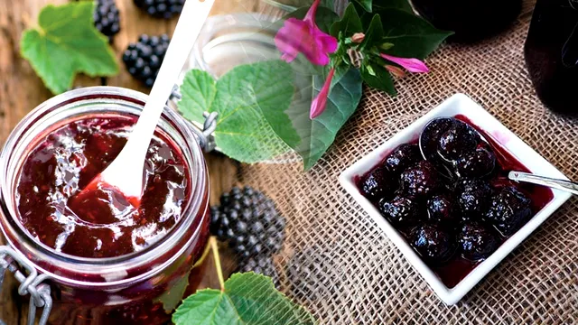Cum se prepară dulceața de mure. Regula importantă pe care trebuie să o respecți pentru a ieși perfectă