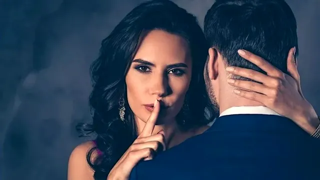 Vârsta la care femeile au cele mai mari șanse să înșele. Motivul care duce la infidelitate