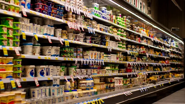 Ingredientul nociv de care trebuie să te ferești. Mulți îl consumă fără să-și dea seama. Cum e trecut, de fapt, pe eticheta alimentelor