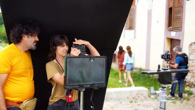De ce Dana Rogoz nu și-a dorit ca soțul ei să fie prezent pe platou la primul scurtmetraj regizat de ea: ”Amândoi am fost de acord” VIDEO EXCLUSIV