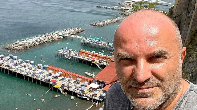 Destinația superbă de vacanță în care a plecat Dan Capatos cu familia. Imaginile te vor cuceri definitiv