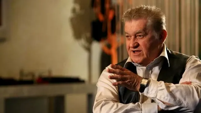 Metoda inedită prin care Dorel Vișan conservă roșiile din grădină. Așa se bucură de un gust proaspăt toată iarna