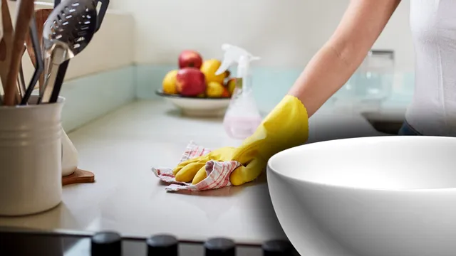 Locul surprinzător din bucătărie pe care să-l cureți neapărat. Puțini știu că e plin de bacterii