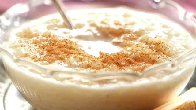 Cât trebuie fiert orezul cu lapte, de fapt. Secretul celui mai delicios desert de la bunica