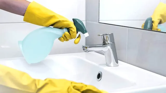 Cel mai ieftin și eficient remediu pentru petele de calcar din baie. Gospodinele moderne îl folosesc deja