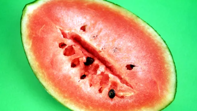 Nu mai consuma pepene dacă vezi asta! Detaliul care îți arată clar că nu e bun de mâncat