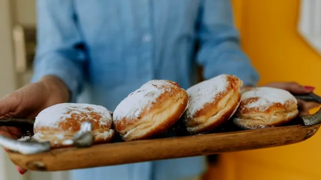 De ce să pui bere în aluatul de gogoși. Rețeta de care nu te vei mai sătura, așa le vei prepara mereu