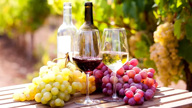 Cât zahăr se pune la vin. Secretul pentru a obține cel mai bun vin făcut acasă