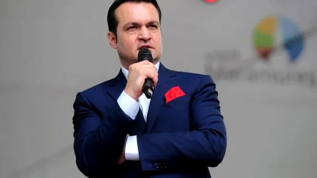 Bruneta celebră cu care s-ar fi iubit primarul Cătălin Cherecheș în secret. A spus totul abia acum: “A fost frumos”