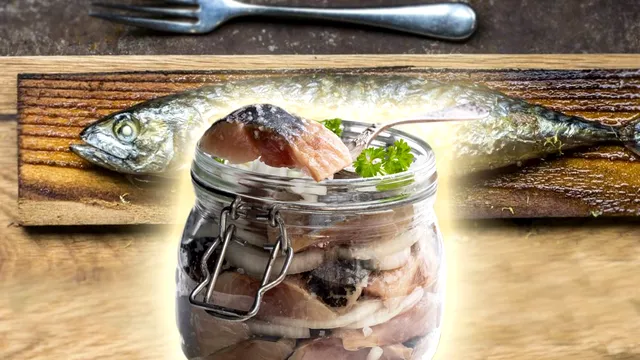 Rețeta pentru cel mai bun macrou marinat la borcan. Trucul gospodinelor ca să reziste toată iarna