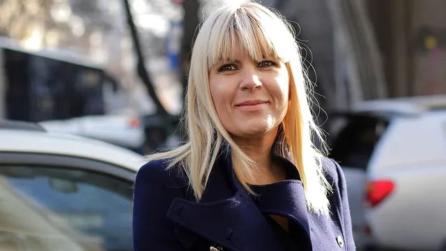 Elena Udrea împlinește 50 de ani. Imagine nemaivăzută cu ea de la 17 ani, când a participat la un concurs de Miss. Nu o recunoști
