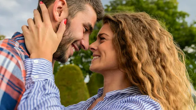 Secretul celor mai fericite cupluri. 6 expresii pe care să le folosești des, mențin armonia în relație