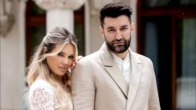 Gina Pistol a “îmbrăcat” din nou rochia de mireasă. Gestul i-a copleșit pe fani: “Sunteți minunați, așa să fiți încă 100 de ani”
