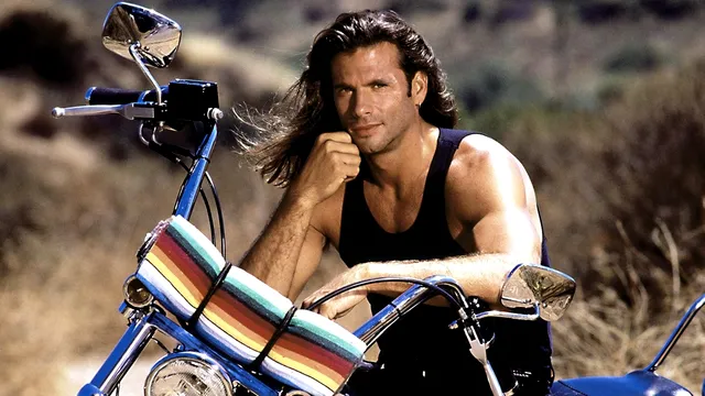 Îl mai ții minte pe Lorenzo Lamas? La 66 de ani, actorul de la Hollywood a ajuns de nerecunoscut