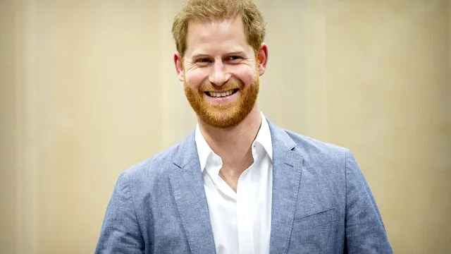 Unde a ales să meargă prințul Harry, fără Meghan Markle, în timp ce cumnata și soția lui au probleme de sănătate. Apariție surprinzătoare