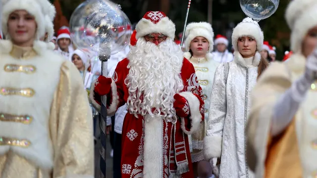 Crăciun pe rit vechi 2024: cine, unde și cum îl sărbătorește? Obiceiuri și tradiții străbune
