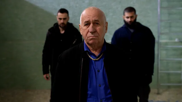 George Mihăiță nu a deprins și atitudinea lui Bebe Măcelaru din Clanul, personaj pe care îl joacă de patru sezoane. Eu am excelat în roluri de comedie VIDEO EXCLUSIV