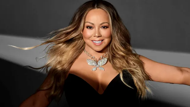 Mariah Carey, apariție șoc! Cum a putut să vină îmbrăcată la o gală importantă. Toți invitații s-au uitat la ea, a lăsat prea mult la vedere FOTO