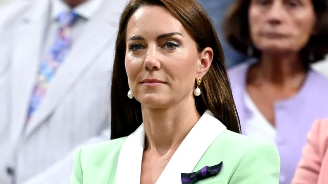 Unde a apărut Kate Middleton după operația suferită. Nimeni nu spera să o vadă așa, gestul spune multe despre sănătatea ei