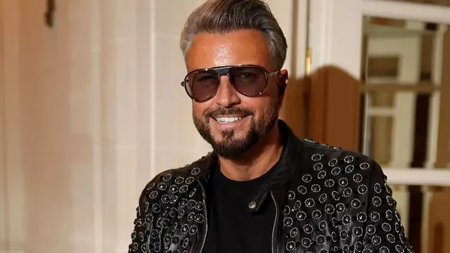Alături de cine a fost surprins Cătălin Botezatu la Paris: “Amanta perfectă care niciodată nu m-a înșelat”. Imaginile au scăpat pe internet