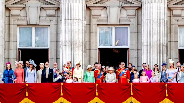 O altă imagine de la Casa Regală, descoperită că a fost editată. Cât de modificată e de fapt, nu se aștepta nimeni tocmai la poza asta