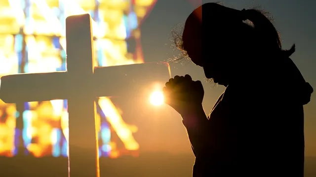 Cum te pregătești pentru spovedanie. Ce e important să faci înainte de taina religioasă