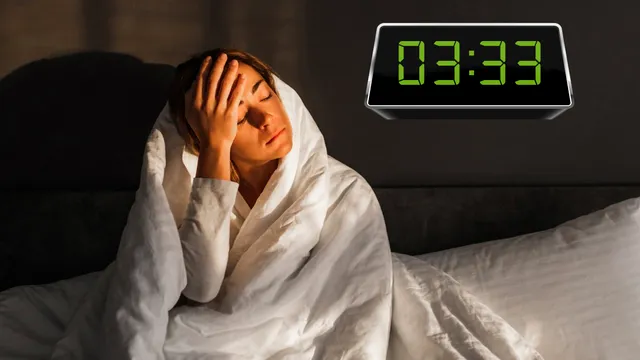 Te trezești la 3:33 noaptea? Ce semnifică de fapt această oră, conform numerologiei. Mesajul inedit pe care îl ascunde